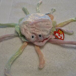 "Goochy" the crab.